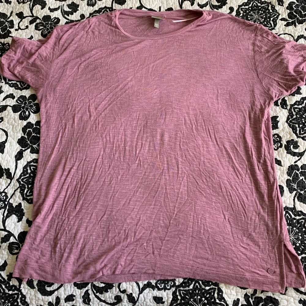 Dusty rose pink soft tee from Bench